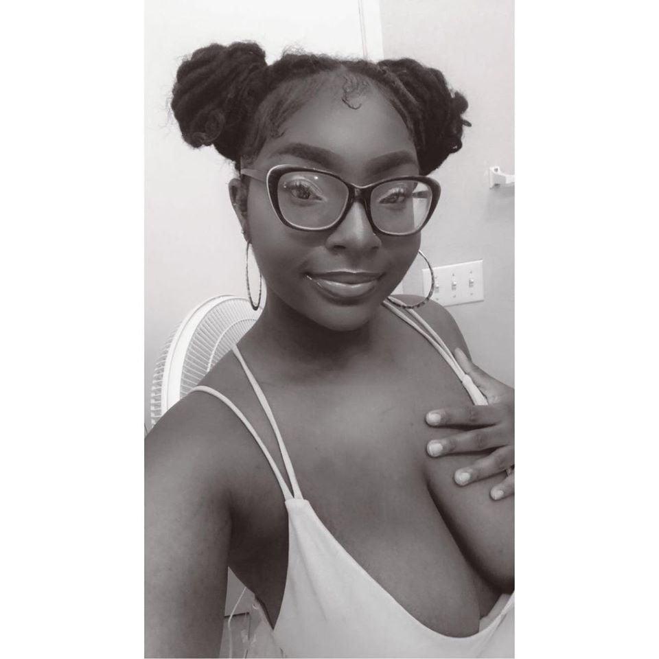 6P Ebony Non-nude