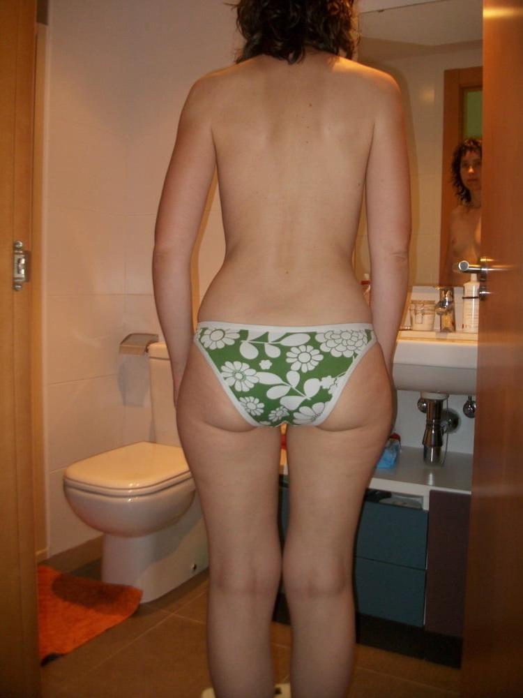 25P Big Ass White Girls Loving That PAWG Booty 1
