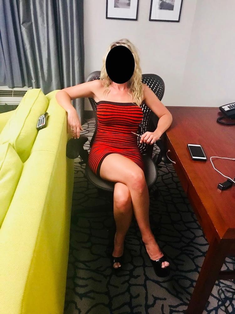 25P Blonde Wife Exposed as a Total BBC Slut