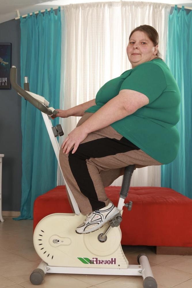 25P Older and hot 217 (Sports)