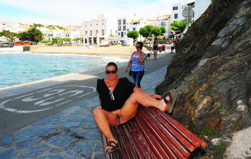 15P Exposed wife flashing