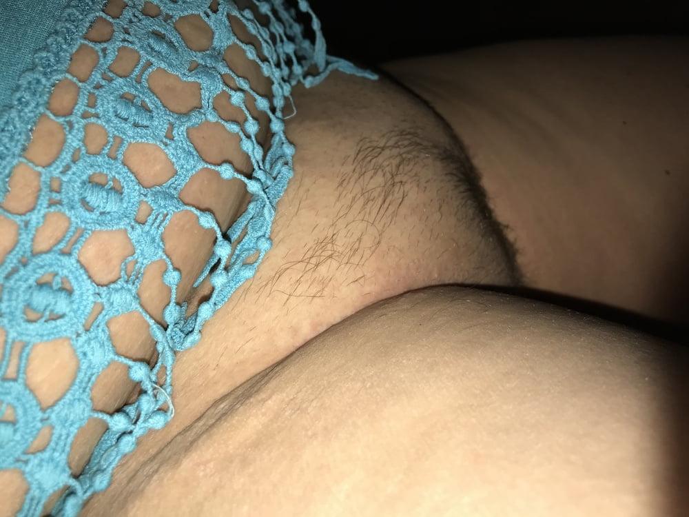 25P Fat BBW Wife Pussy. Belly Betty shows us the goods