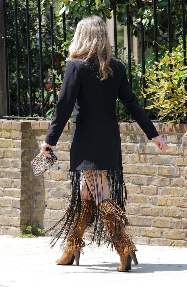 25P Female Celebrity Boots &amp; Leather - Caprice