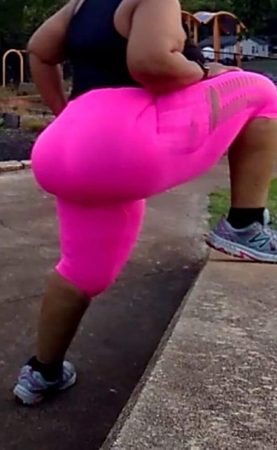 13P Atl bbw workout hump!