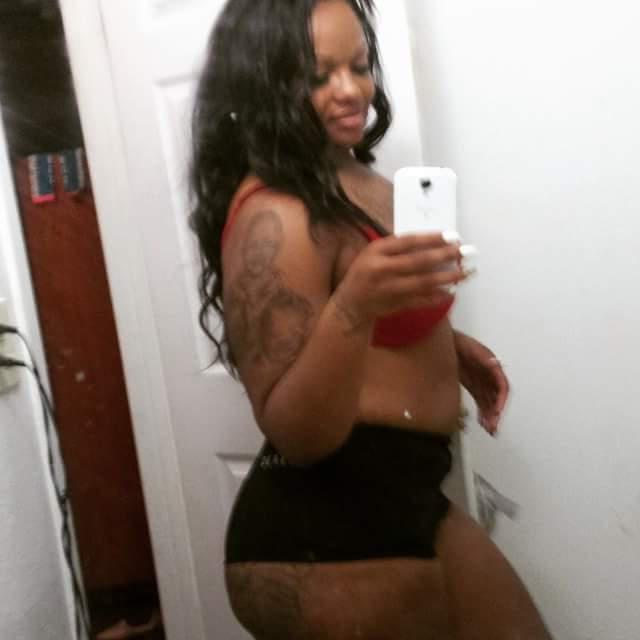 25P Ebony SMUT Exposed