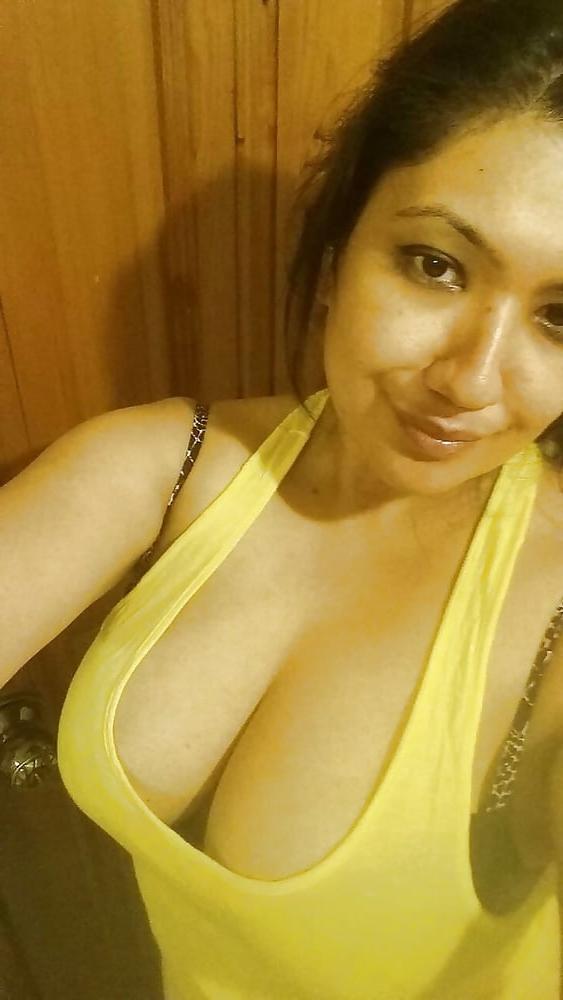 25P Nody Egyptian Pornstar