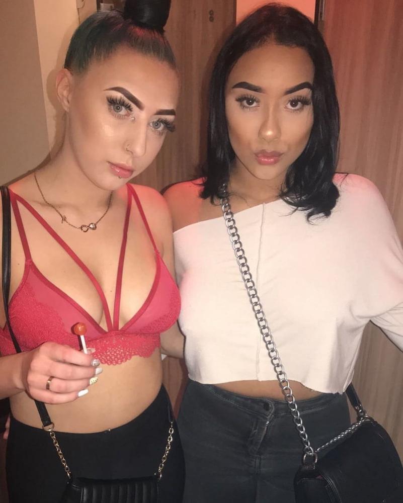 25P British Sexy Cock Lovers Big Ass Heels Tits
