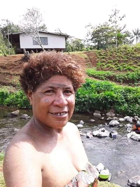5P Ples Milf liklik susu Mums