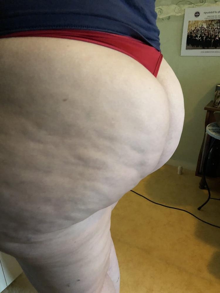 25P Ex big ass