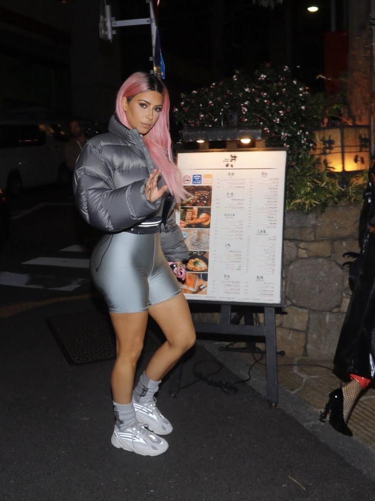 24P More sexy spandex