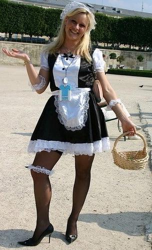 25P Pin up maid