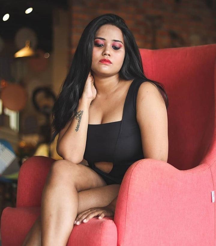 25P Hottest Indian slut ever