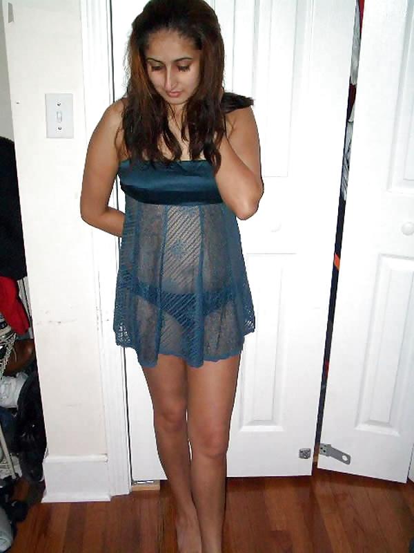 24P Indian sexy girl