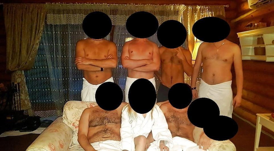 24P Swinger Wife Emlena