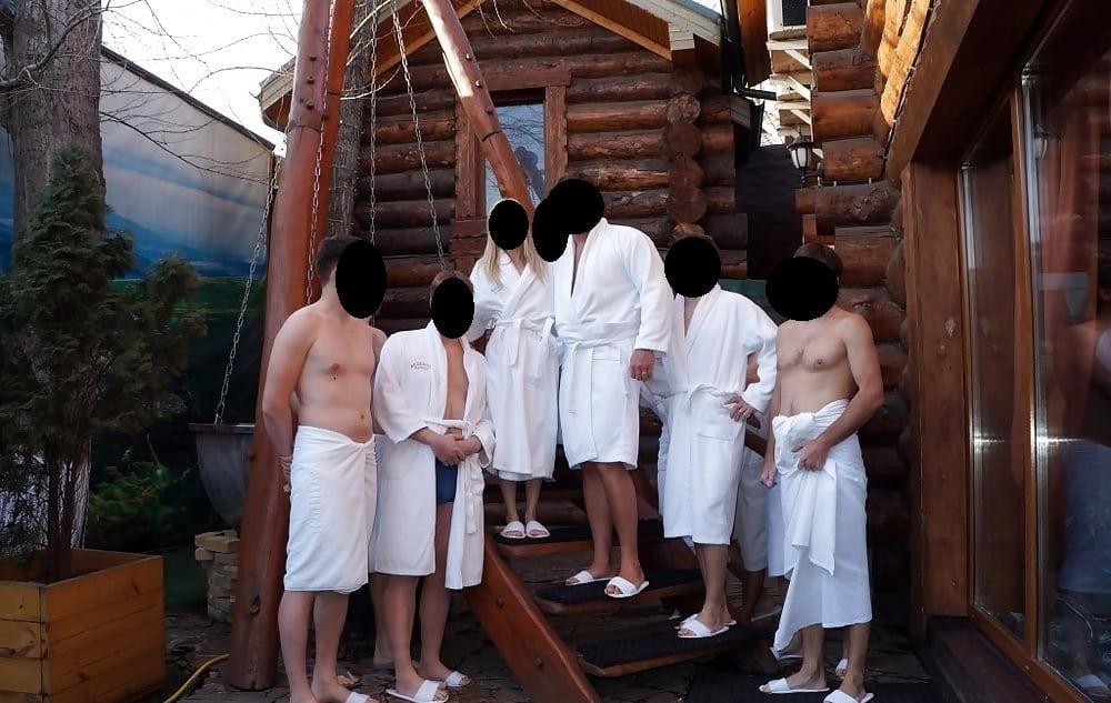 24P Swinger Wife Emlena