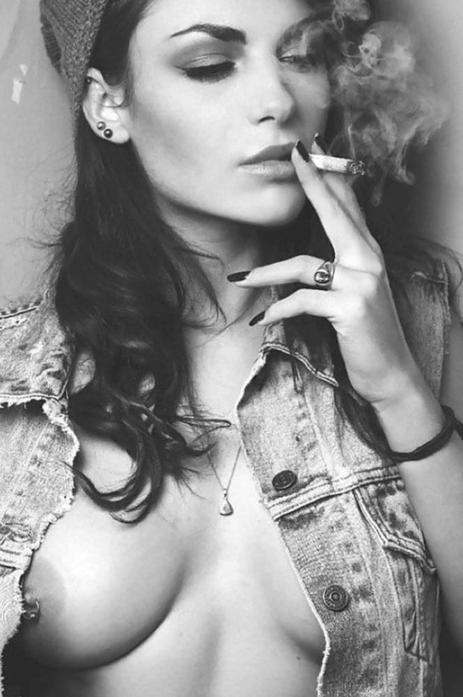 25P Smoking Ladies 26