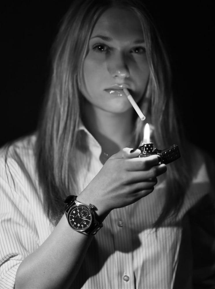 25P Smoking Ladies 26