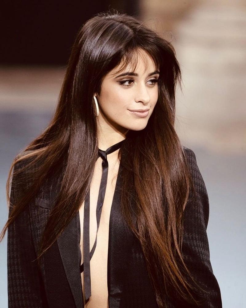 25P CAMILA WHAT A PLAY TOY SHE WOULD MAKE....