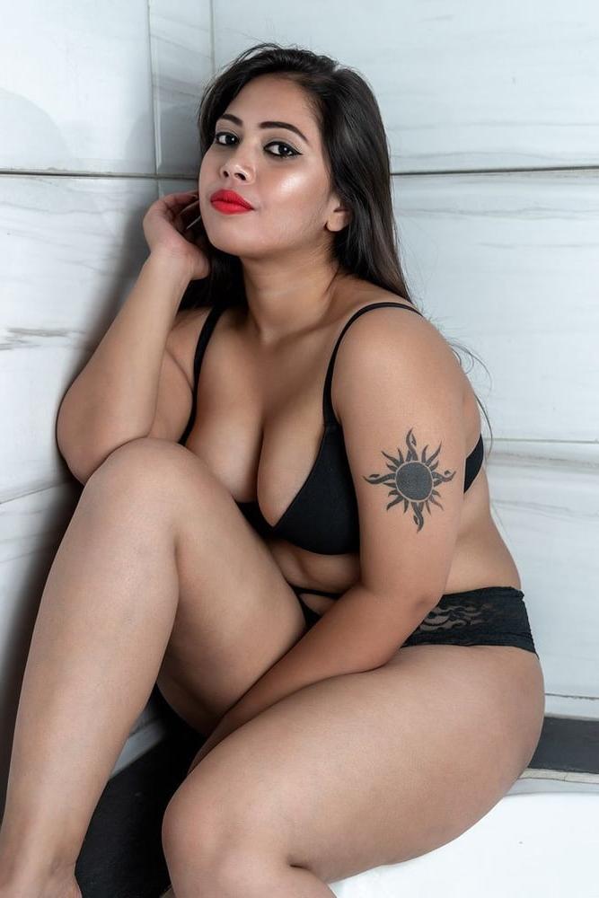 25P Indian beauties