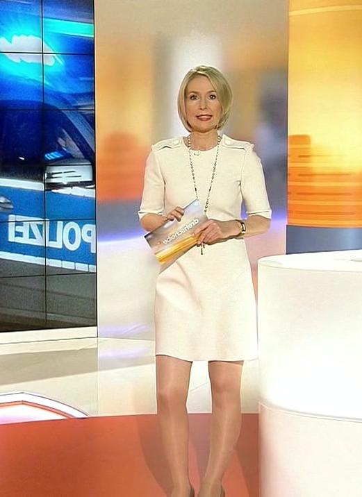 25P German TV Milf Babette von Kienlin