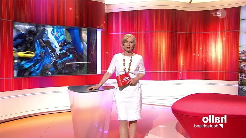 25P German TV Milf Babette von Kienlin