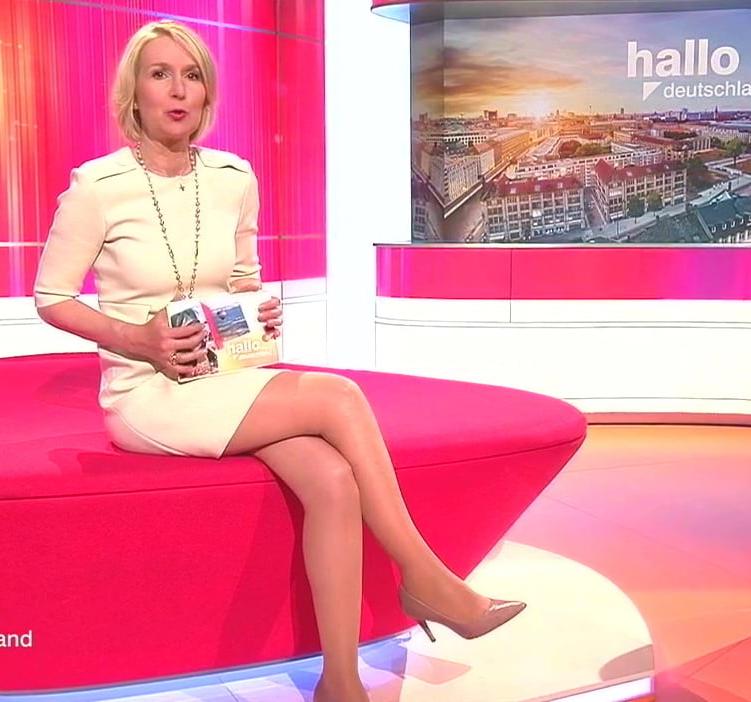 25P German TV Milf Babette von Kienlin