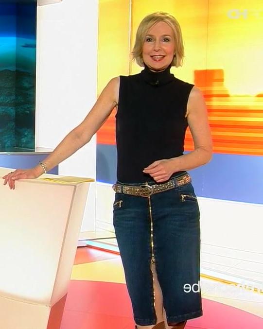 25P German TV Milf Babette von Kienlin