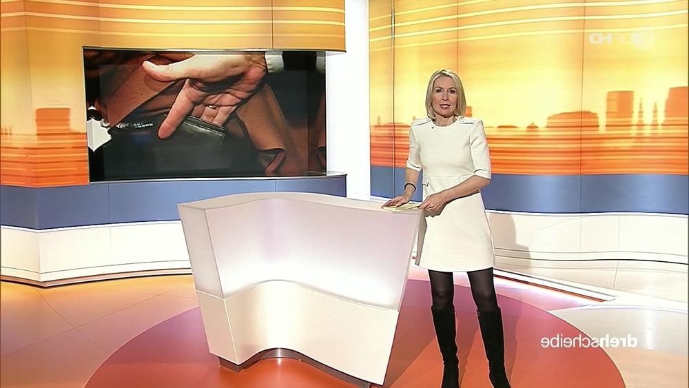 25P German TV Milf Babette von Kienlin