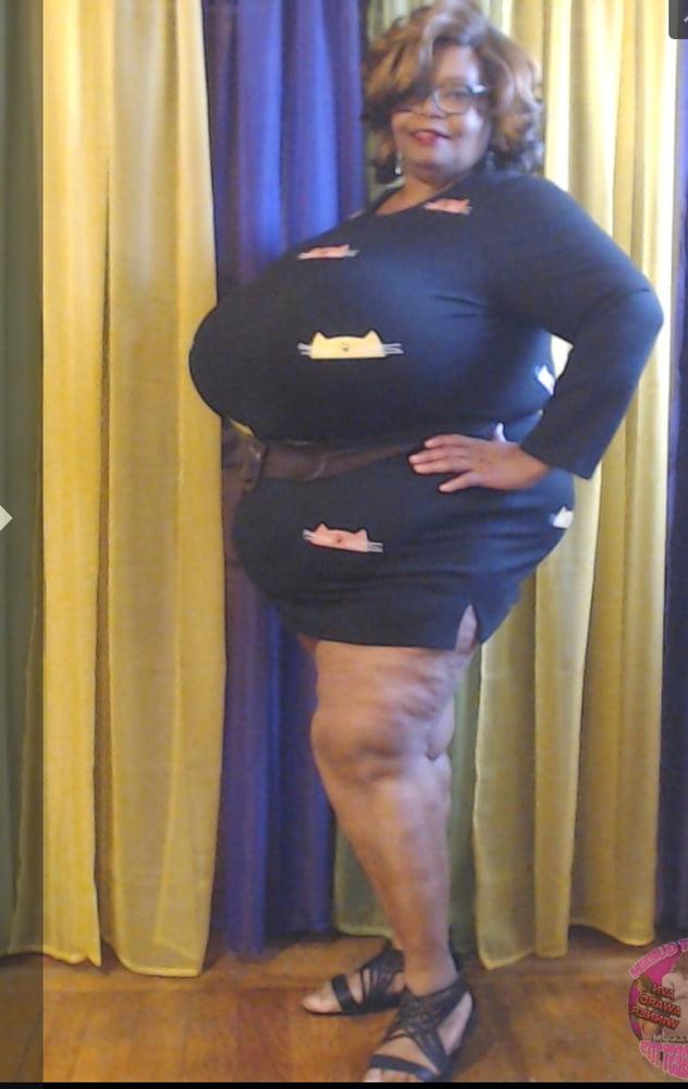 14P Black bbw 2