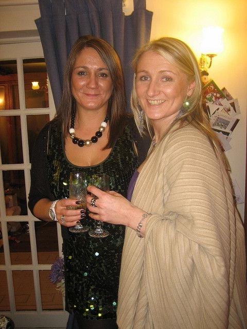 12P UK wife S