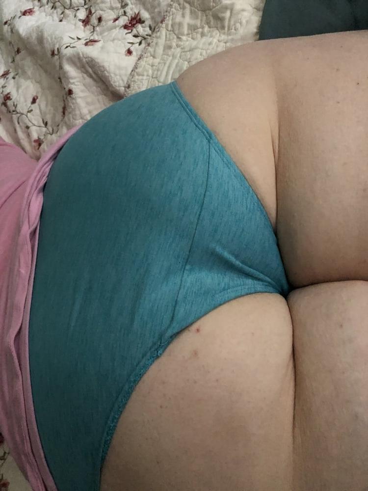 25P BBW wife in panties