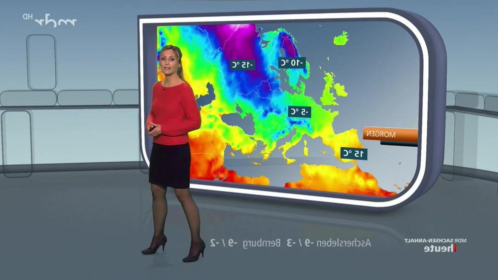25P German TV Milf Susanne Langhans