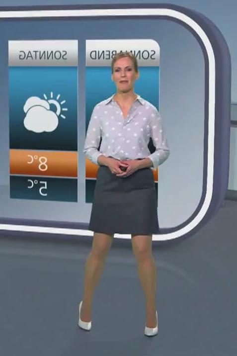 25P German TV Milf Susanne Langhans