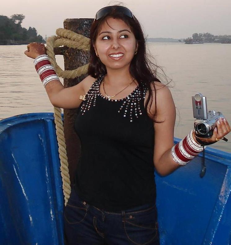 24P Hot indian girl 1