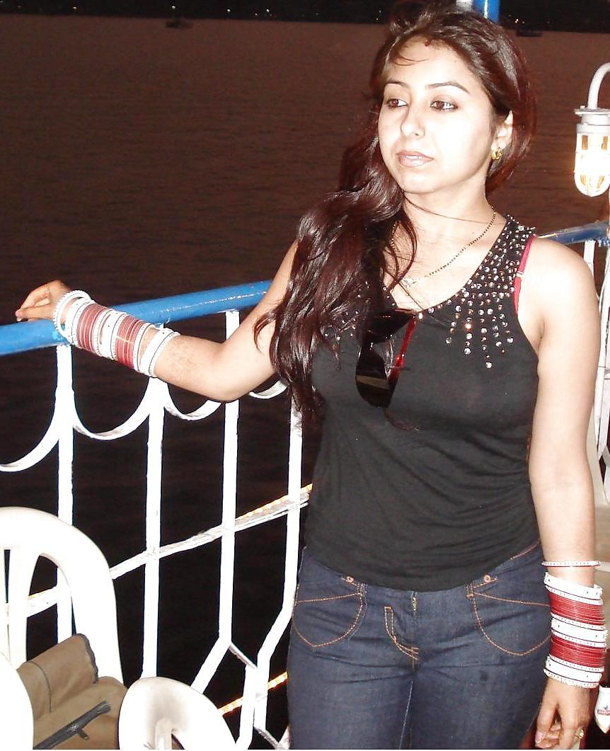 24P Hot indian girl 1