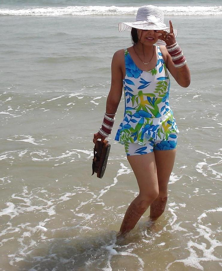 24P Hot indian girl 1