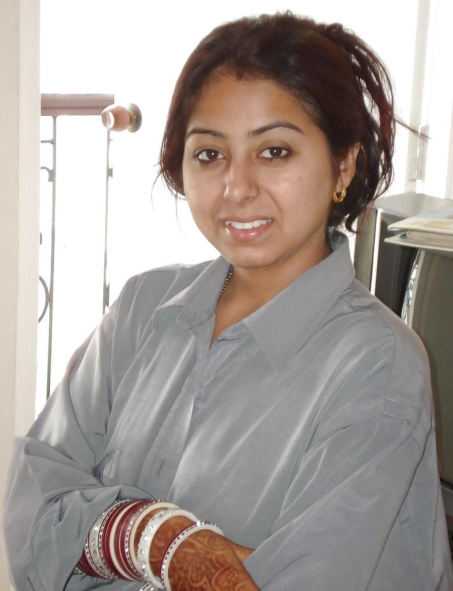 24P Hot indian girl 1