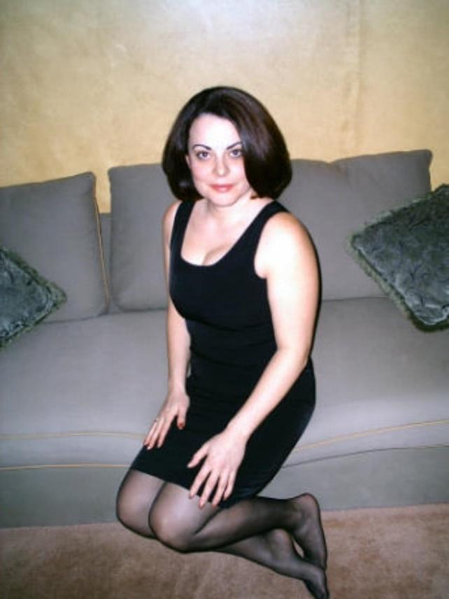 25P UK wife L