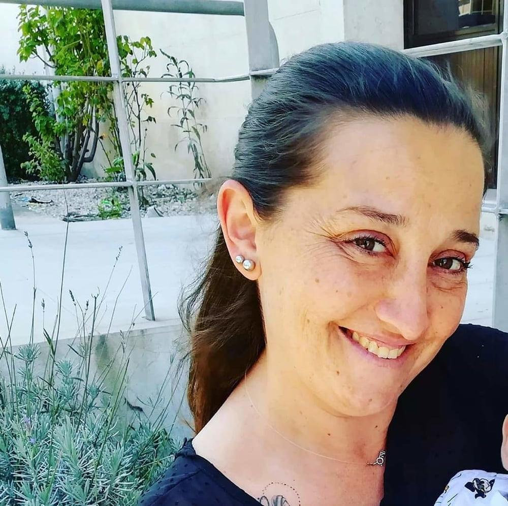 18P Slut wife Carla