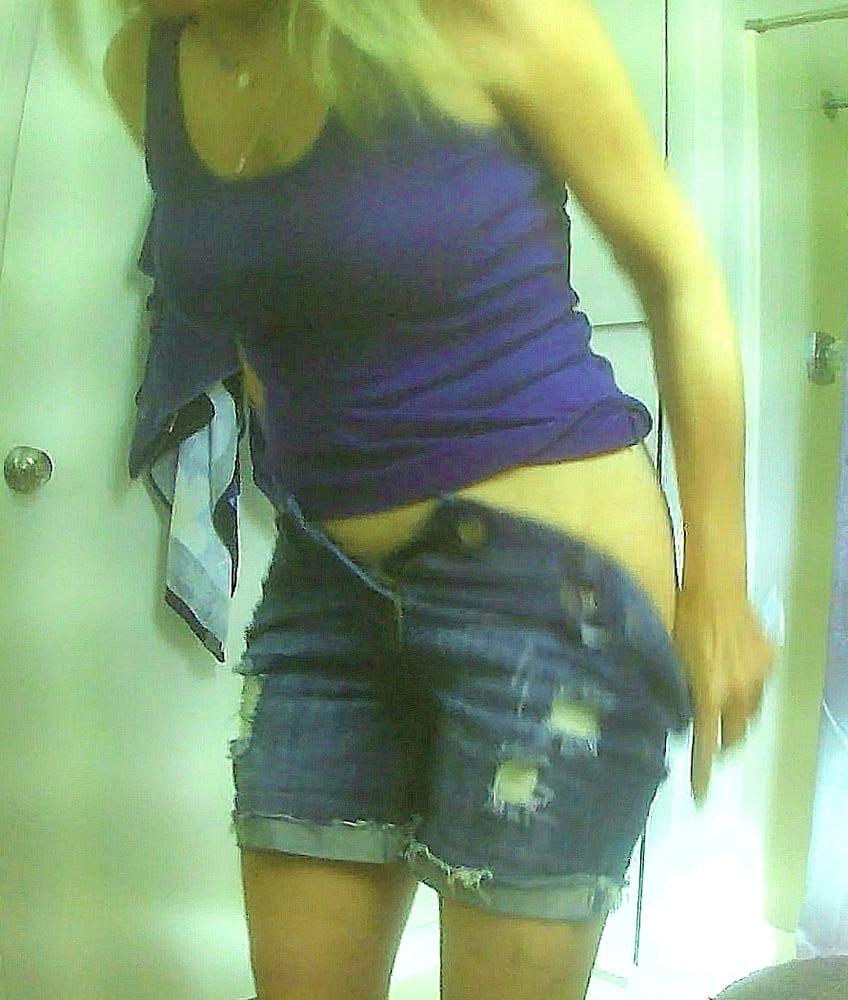 25P Amateur Wife