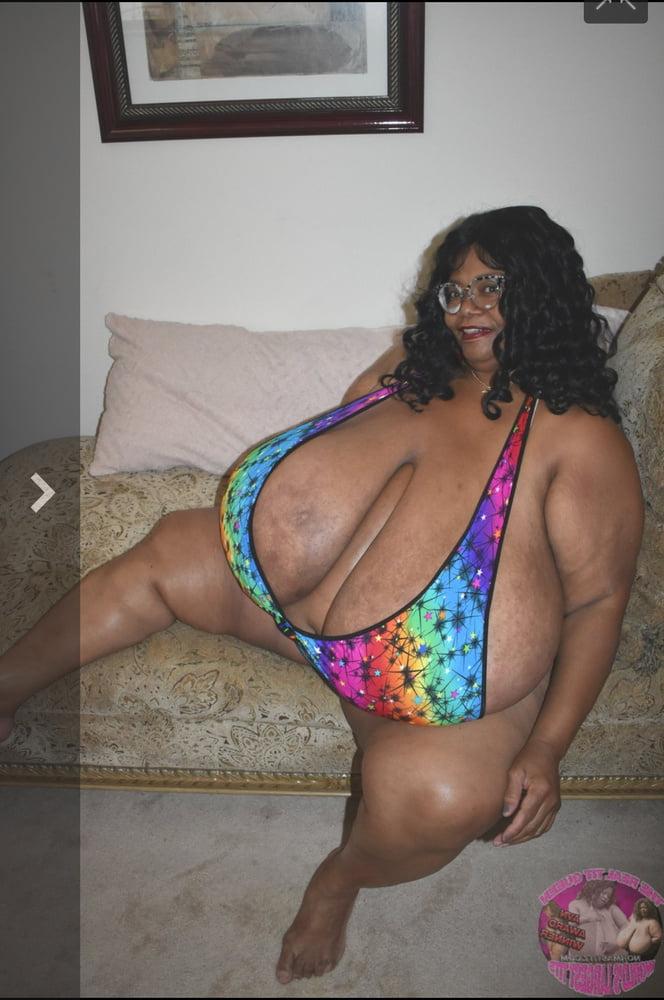 20P Black bbw 3