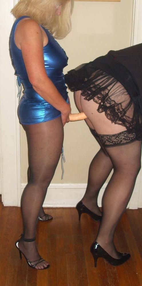25P mature hot wife in blue dress and black pantyhose