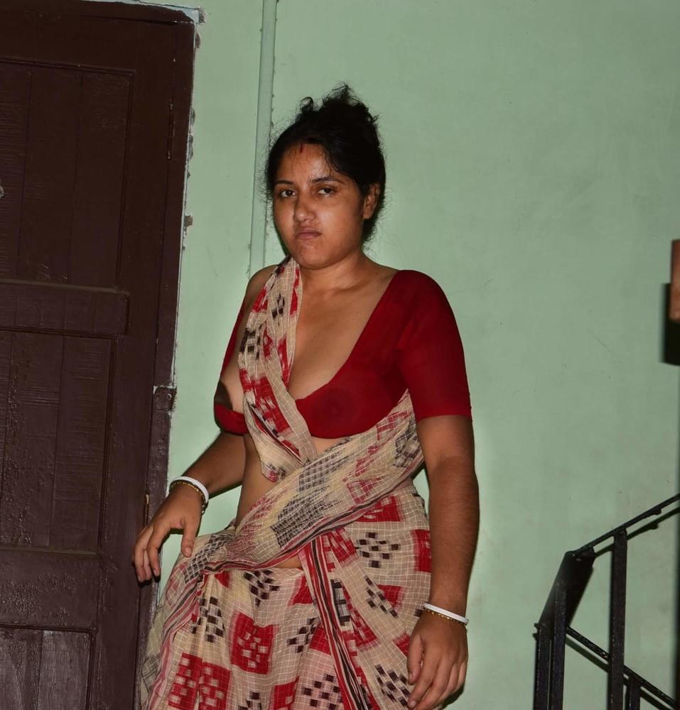 21P Mallu Hot House Maid