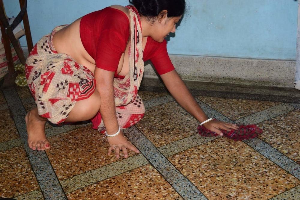 21P Mallu Hot House Maid