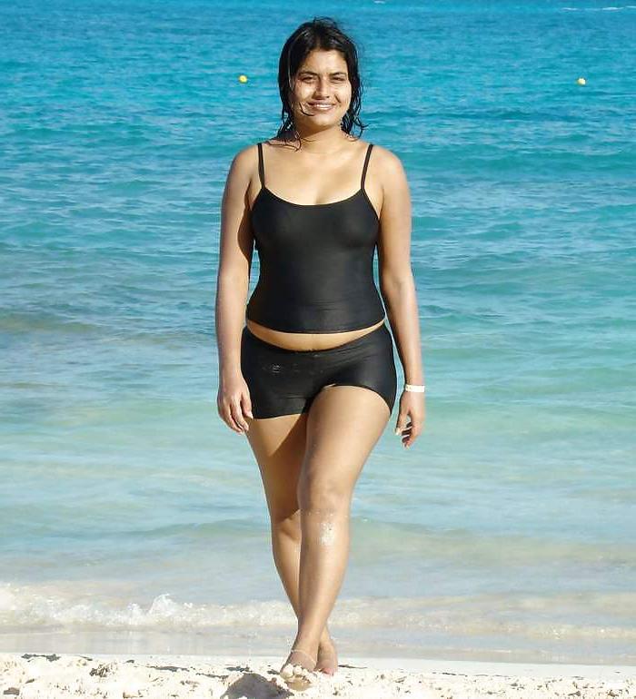25P Indian chicks..