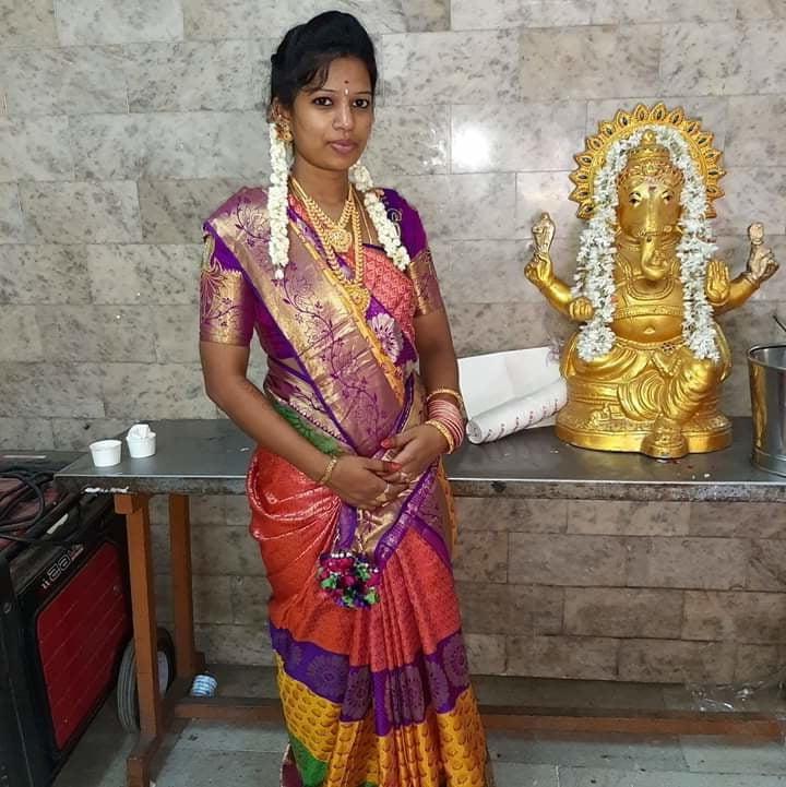 20P SOUTH INDIAN HORNY AUNTY