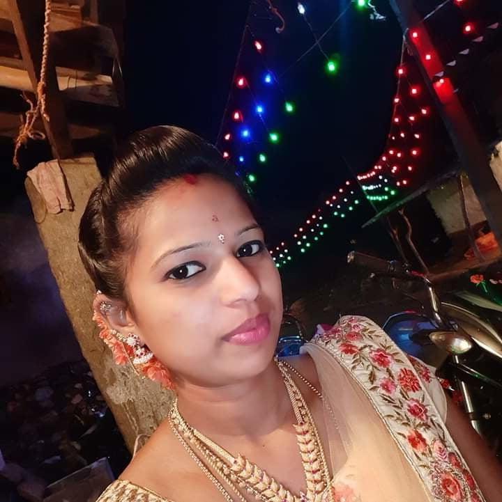 20P SOUTH INDIAN HORNY AUNTY