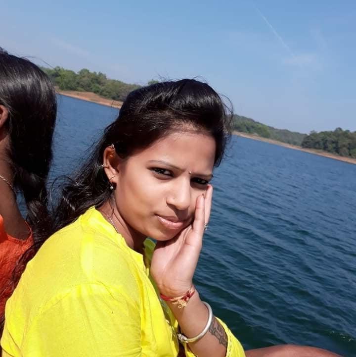20P SOUTH INDIAN HORNY AUNTY
