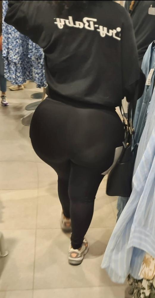 23P Milf Mature Granny big Ass Tits