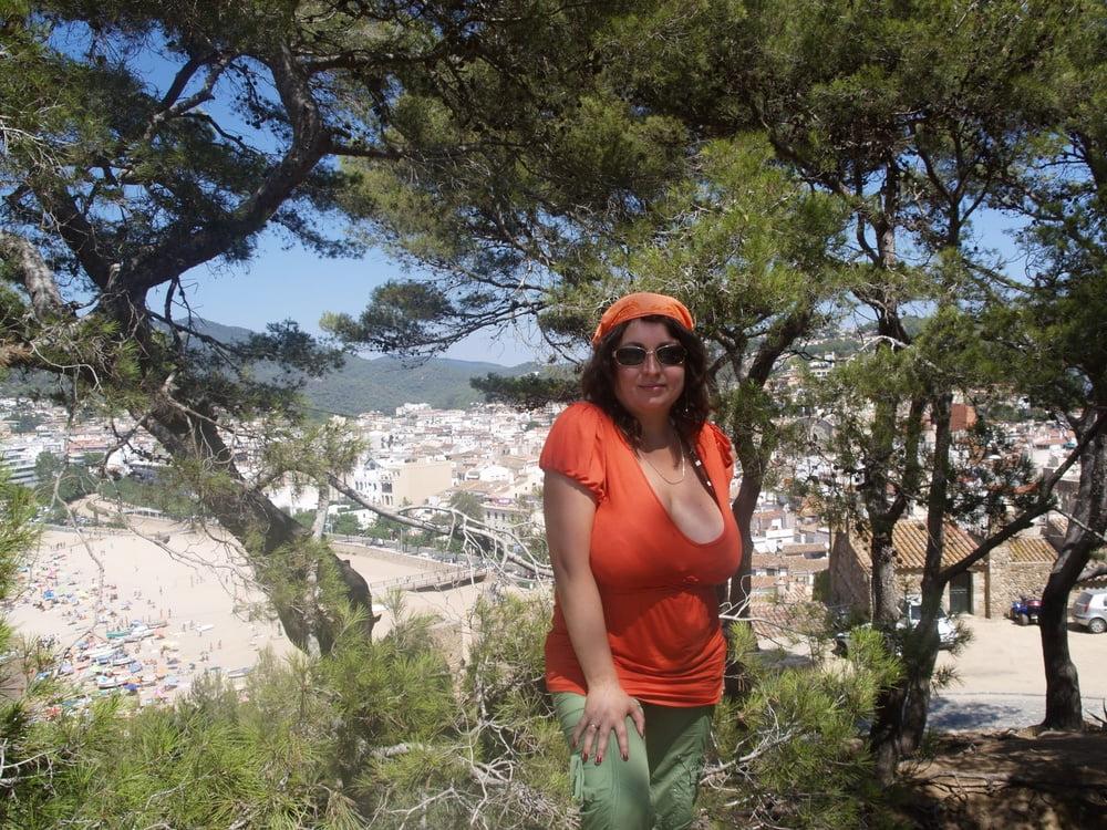 25P My Busty wife